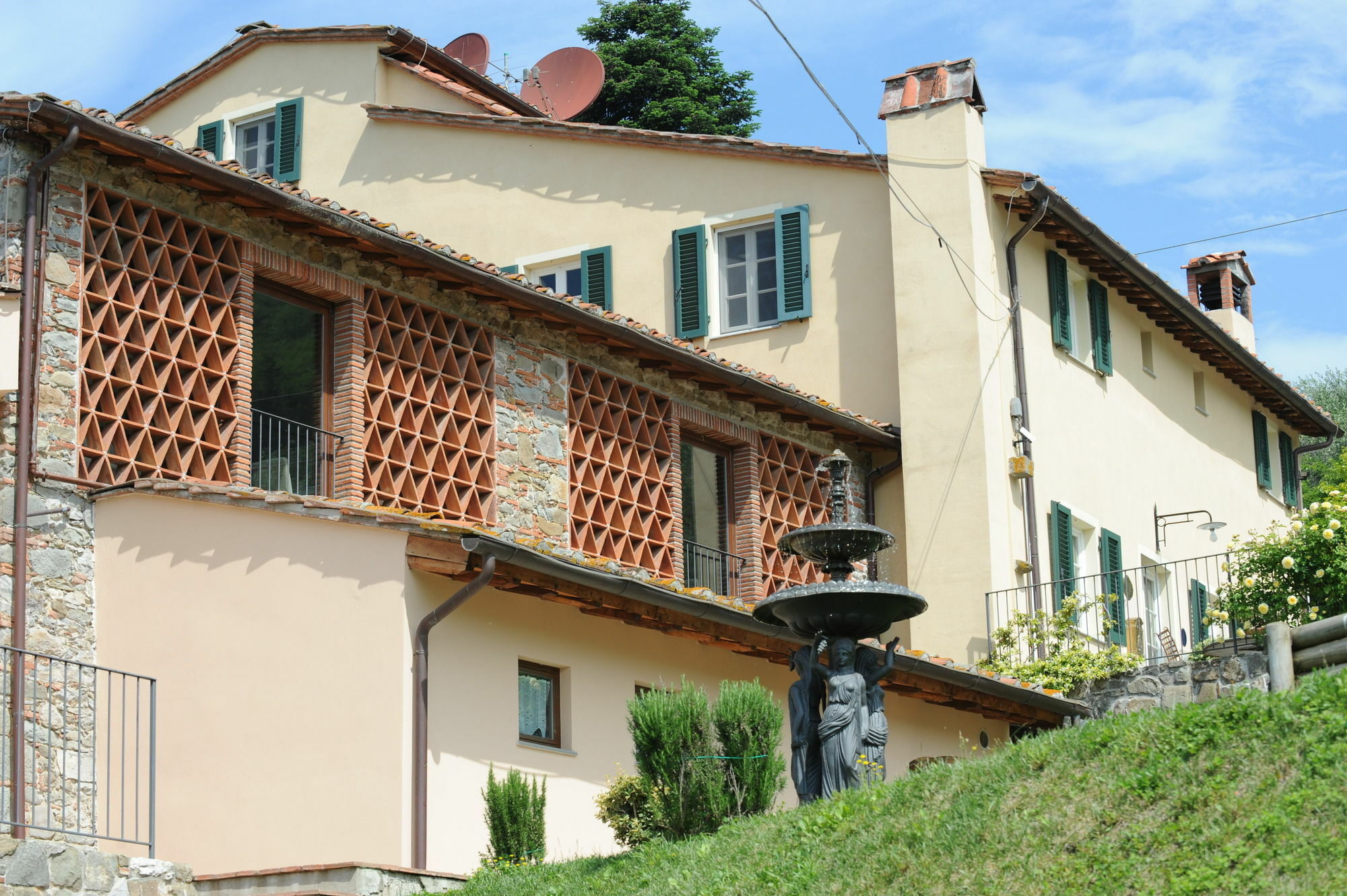 Tenuta San Pietro Luxury Hotel Lucca Bagian luar foto