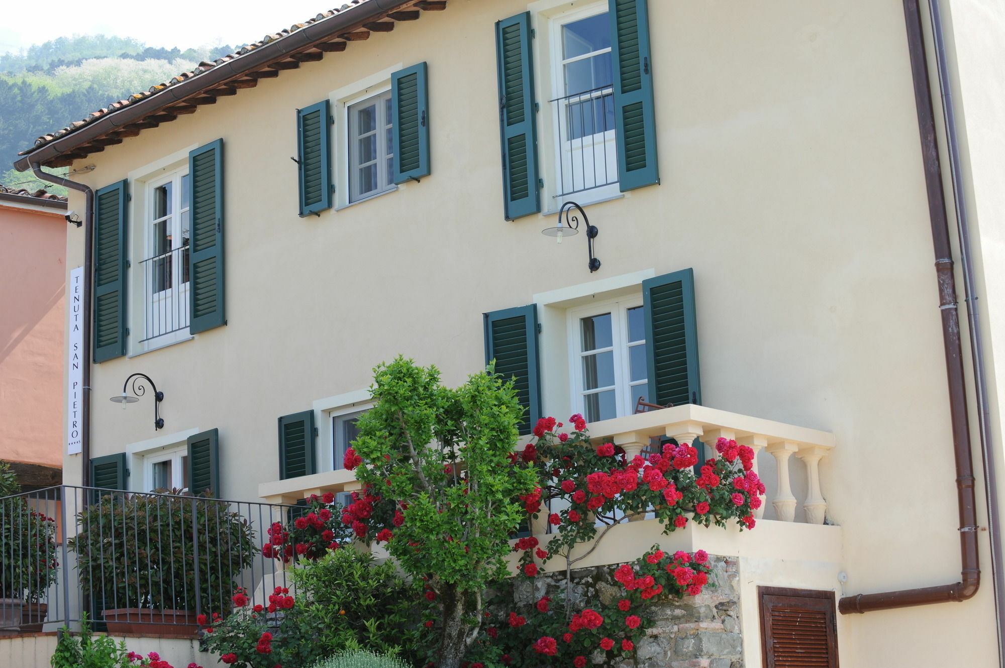 Tenuta San Pietro Luxury Hotel Lucca Bagian luar foto